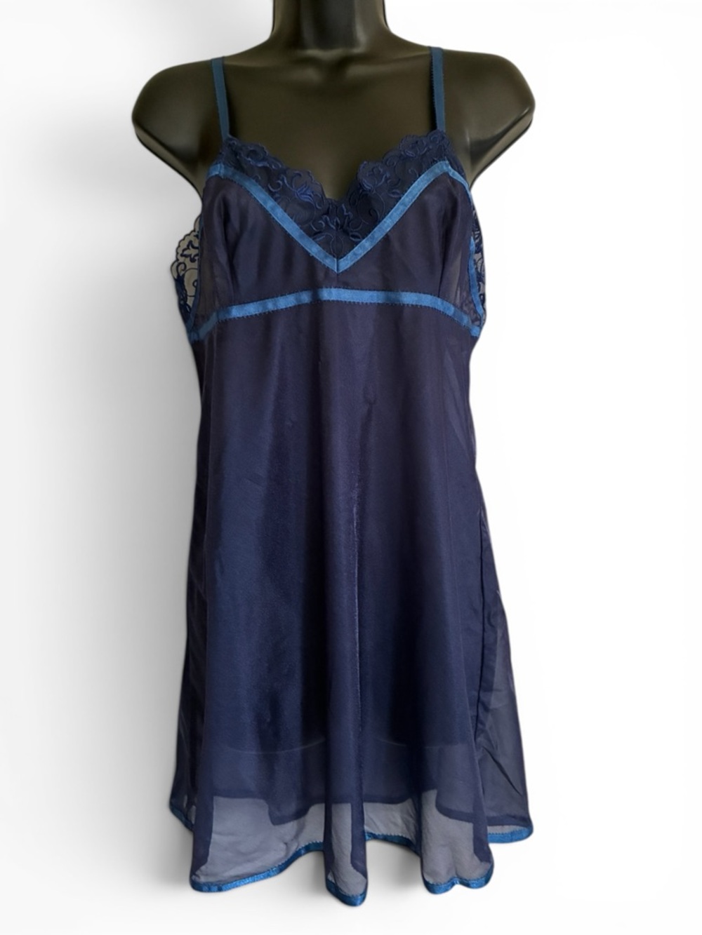 Vintage Y2K Victoria's Secret Navy Chemise with Light-Blue Contrast Trim Size M